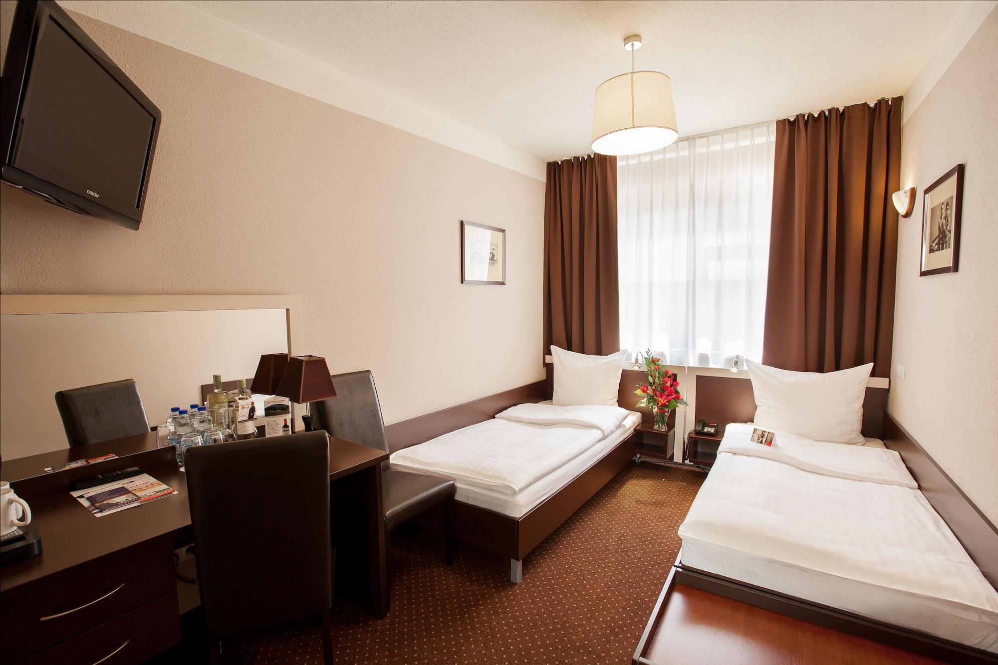 Hotel Diament Spodek Katowice Kültér fotó