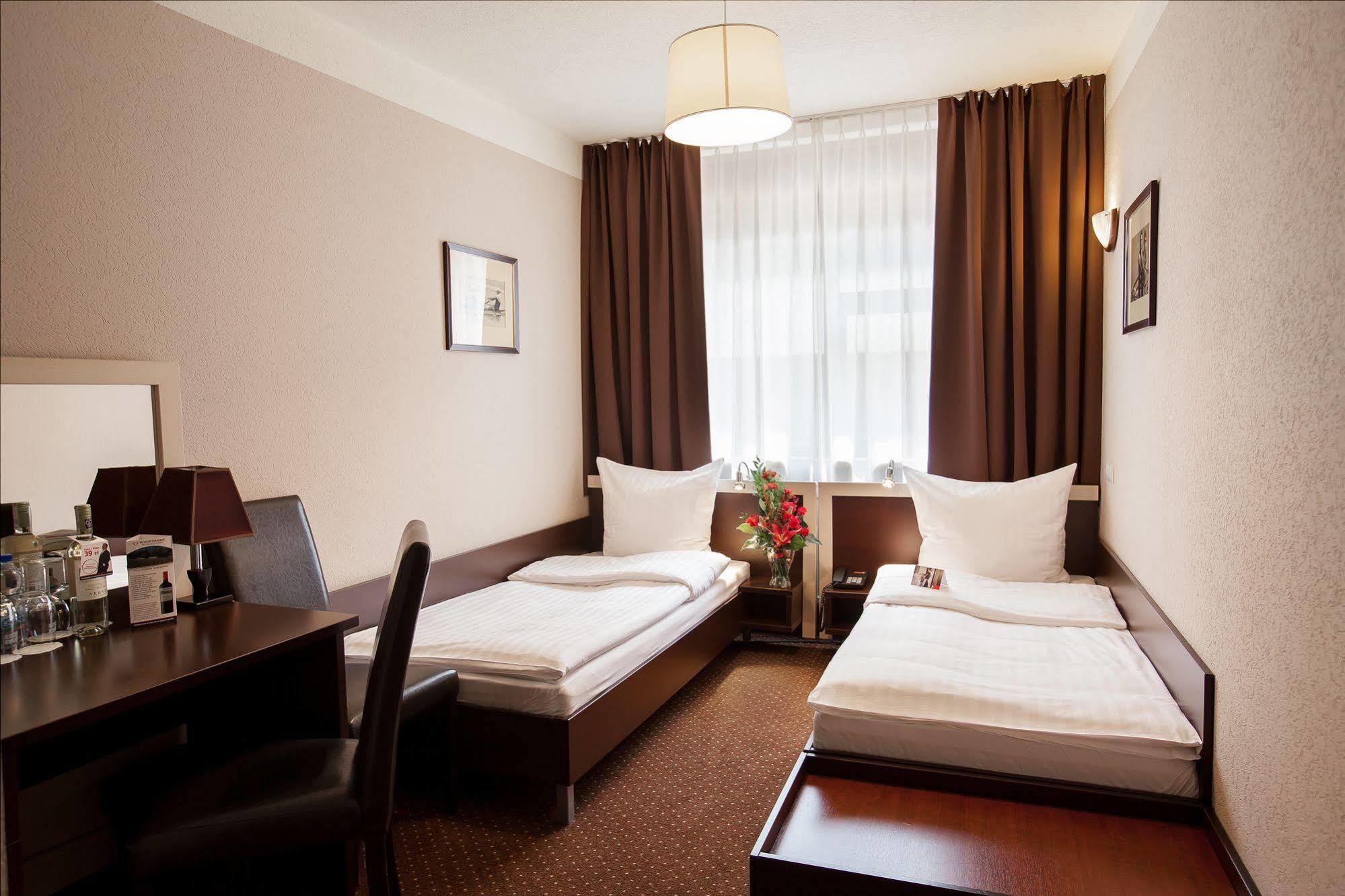 Hotel Diament Spodek Katowice Kültér fotó
